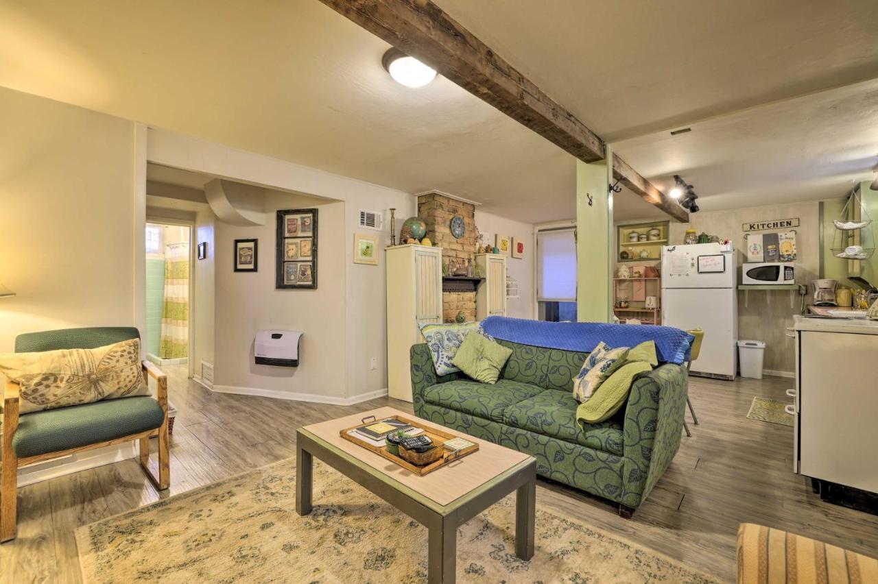 Cozy And Vintage Cedar City Apartment With Fire Pit! Exterior photo